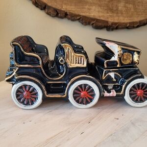 Vintage Michter's Whiskey York Pullman Car Decanter Ceramic Black Red Gold Empty